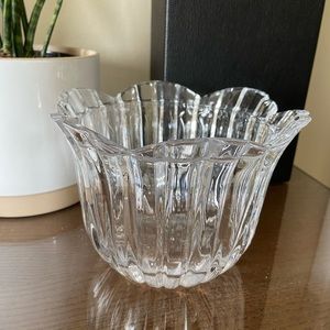 Tulip glass pot